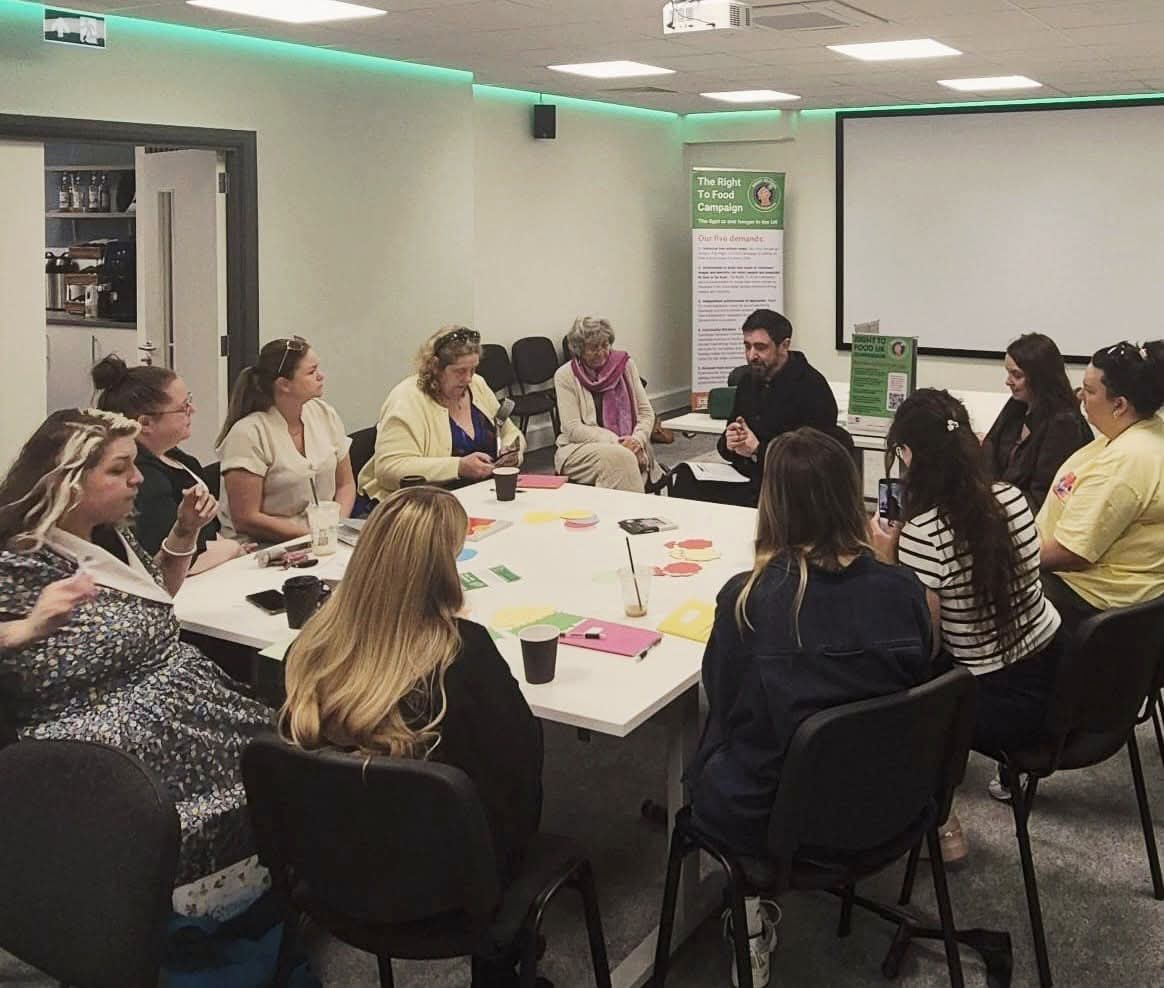 PaulDoherty___'s tweet image. Powerful community conversations today as we continue to bring people together to shape the fight for a Right to Food.

Community voices must be front and centre for bringing this change.

#RightToFood 
#Community