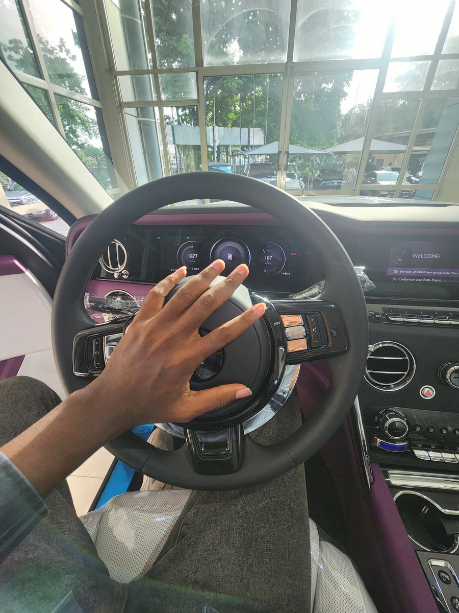 calebautos's tweet image. 2025
Rolls-Royce Cullinan Black Badge 
BrandNew available in Lagos 
#1.55B
Lagos
📞 08169802279 WhatsApp or Dm

Kindly repost for customers 🙏 
#Abujacommunity #lagos Chioma Adeleke Usman ADC PDP onitsha
