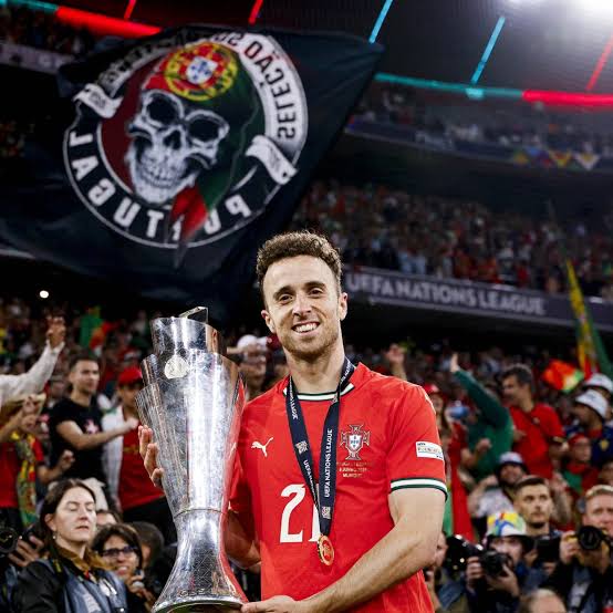 iamvictor EC tweet media