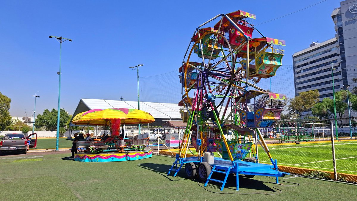 erikayazminrg's tweet photo. 🎈Estamos a unas horas de que comience el Festejo del Día de la Niña y el Niño en tu 📍Deportivo Cuauhtémoc. 👧🏻👦🏻

Nuestra Alcaldesa, @AlessandraRdlv , te invita a prepararte… porque la diversión está por comenzar. ¡Te esperamos! 🎡🎉

🕜 2:00 PM https://t.co/upySuJZXL7