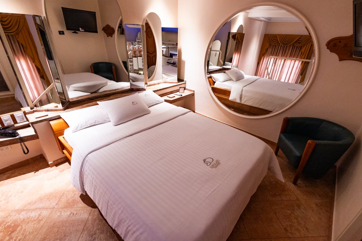 Dallas Suites Hotel tweet media