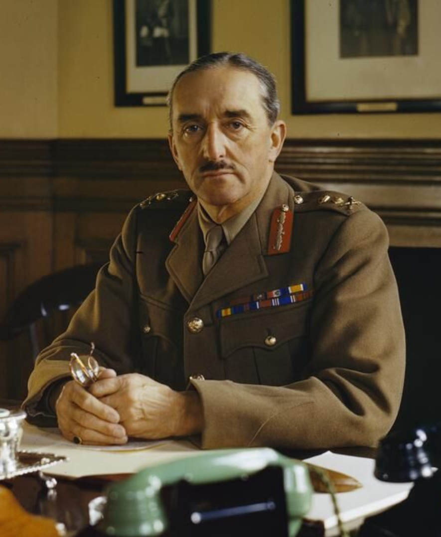 URDailyHistory's tweet image. 2 May 1945: Just days before the end of World War II in Europe, #British Field Marshal Alan Francis Brooke is told that Polish General Władysław Anders wants his troops to participate in the occupation of Nazi Germany at the war’s end and then hopes to fight his way home to