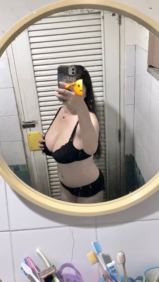 me__mee tweet media