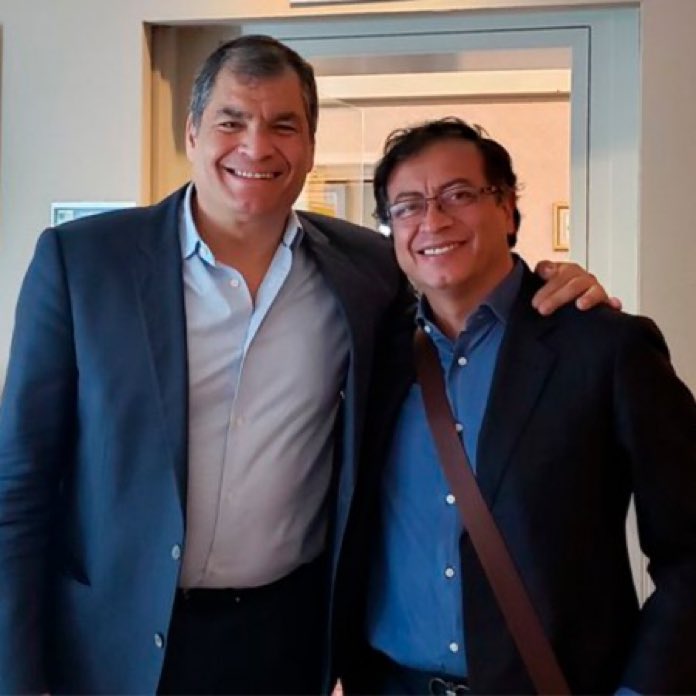 Diegooficial239's tweet image. 🚨 Éste par tiene temblando al inútil de Daniel Noboa.
Rafael Correa el mejor presidente que ha tenido Ecuador. Gustavo Petro, el presidente que está cambiando la realidad de Colombia en poco tiempo, llevando el país a ser modelo de gestión.