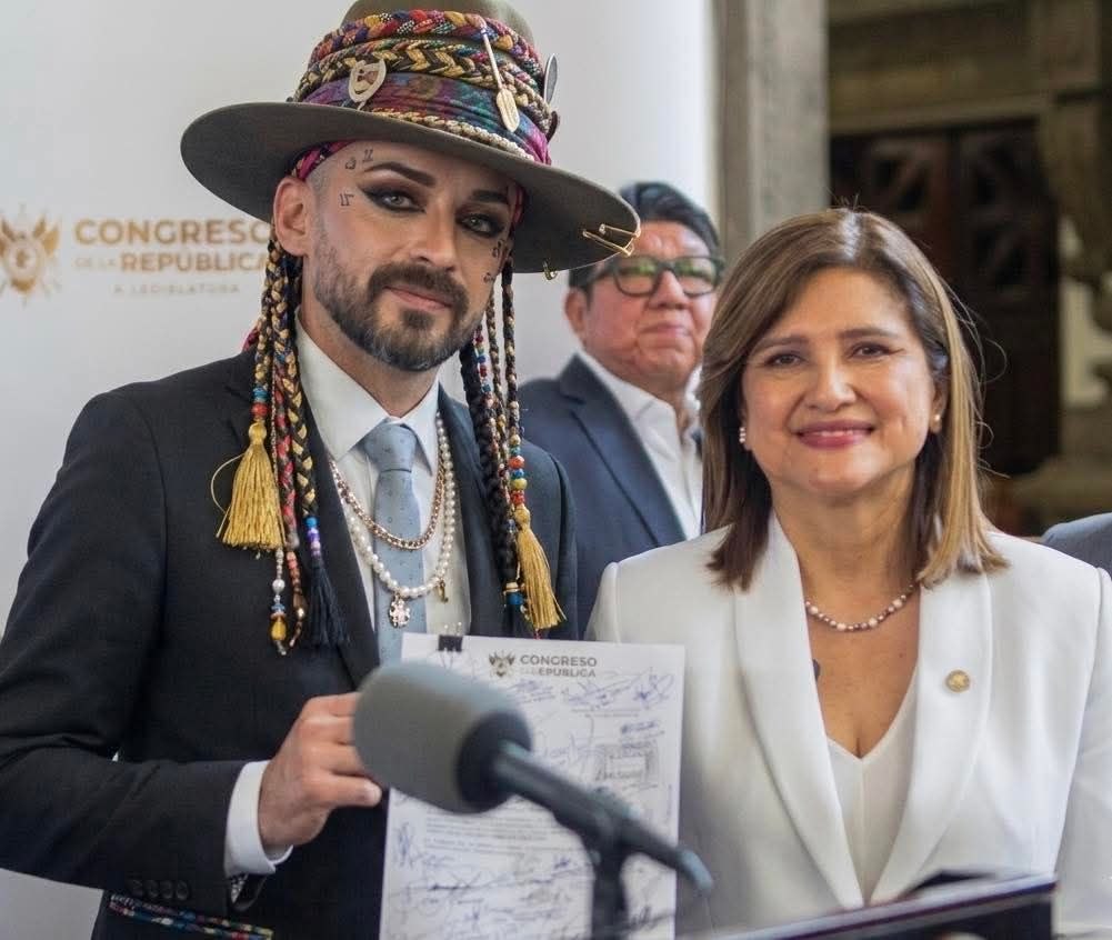 Hoy es juebebes y en la Antigua Guatemala lo saben 😂🤣😂