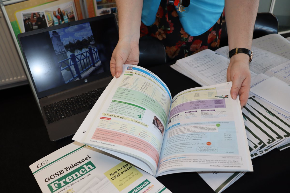 ChallneyBoys's tweet image. 📢 Doors are open! We are thrilled to welcome our Year 8 students and their families to tonight’s Options Evening. This is the first step toward GCSE success. Grab a map, meet our subject leads, and start exploring your next steps! 🎓✨
#GCSEPathways #FutureReady