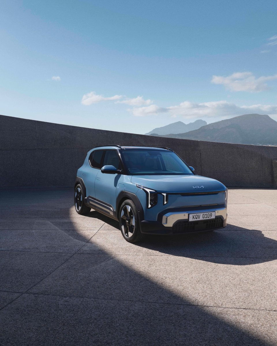 Kia_Worldwide's tweet image. Bold, clean, and modern. 
The EV2’s design makes a statement wherever.

#Kia #EV #EV2 #MovementThatInspires