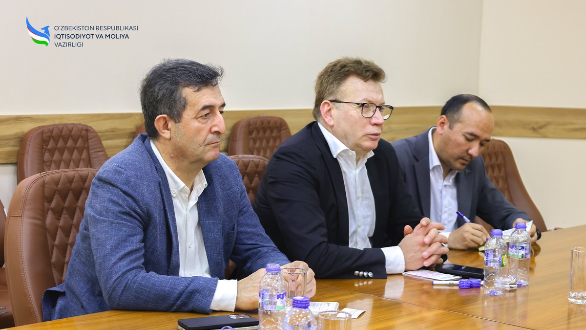 minecofinuz's tweet image. ☑️Turkiya Qishloq va o‘rmon xo‘jaligi vazirligi hamda “TARSIM” qishloq xo‘jaligi sug‘urta jamg‘armasi mas’ul vakillari bilan uchrashuv bo‘lib o‘tdi

🇺🇿 Batafsil | 🇬🇧 More: t.me/minecofinuz/15…

#Uzbekistan #Türkiye #Agriculture