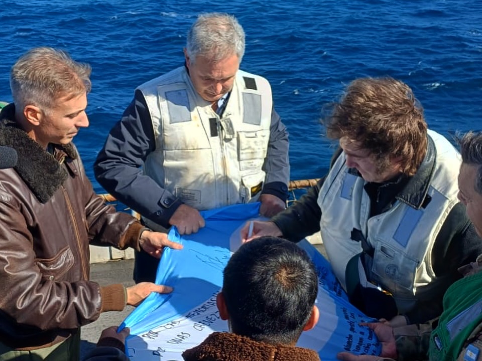 Fuerzas Armadas Argentinas tweet media