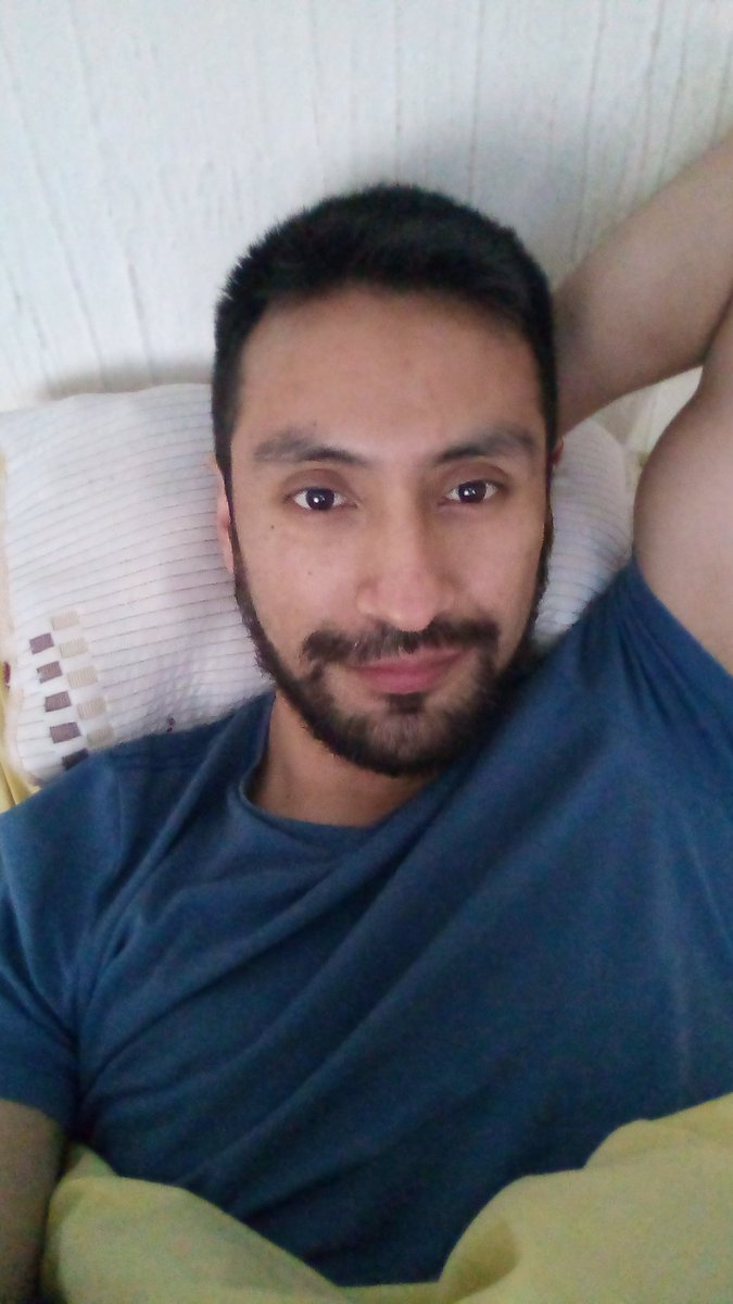 Angel95872600's tweet photo. Buen día busco alguna pareja Toluca o cercanías para trío ya sea hoy o mañana soy single limpio, formal y respetuoso pv abierto quien guste y conozco bien mi papel como tercero https://t.co/KfHHgBrdza
