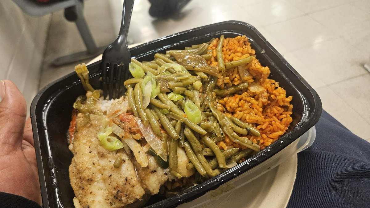 GeeWill99234155's tweet image. Do You take lunch to work ? 
#MoneySaver #fypシ゚