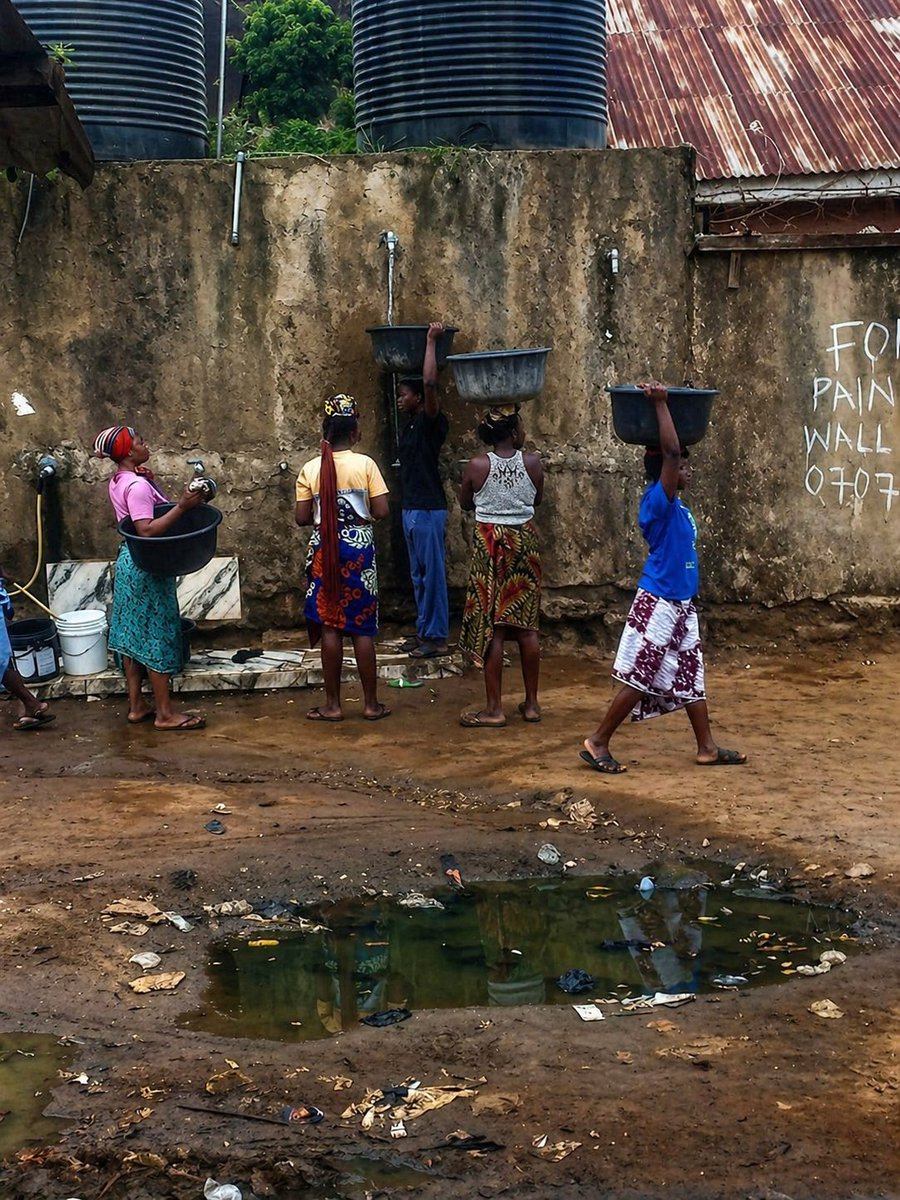 EvaJoe2022's tweet image. WOMEN SOLAR LIVELIHOOD INITIATIVE 💧
In Dutse a grid-powered borehole was converted to solar, supplying reliable clean water
IMPACT: 200+ people served daily, reduced water-fetching time, improved health &amp;amp; productivity
Clean water = dignity &amp;amp; opportunity
#SolarEnergy #WaterAccess