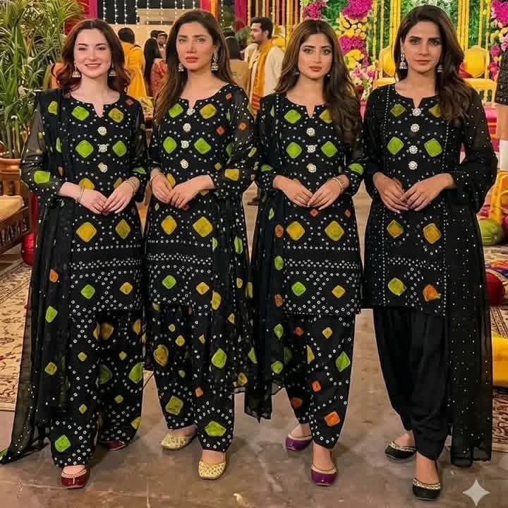 Laraib_Fatiima's tweet image. Who is your #favorite #actress??? 

1 #sabaqamar 
2 #haniaamir 
3 #sajalaly 
4 #mahirakhan