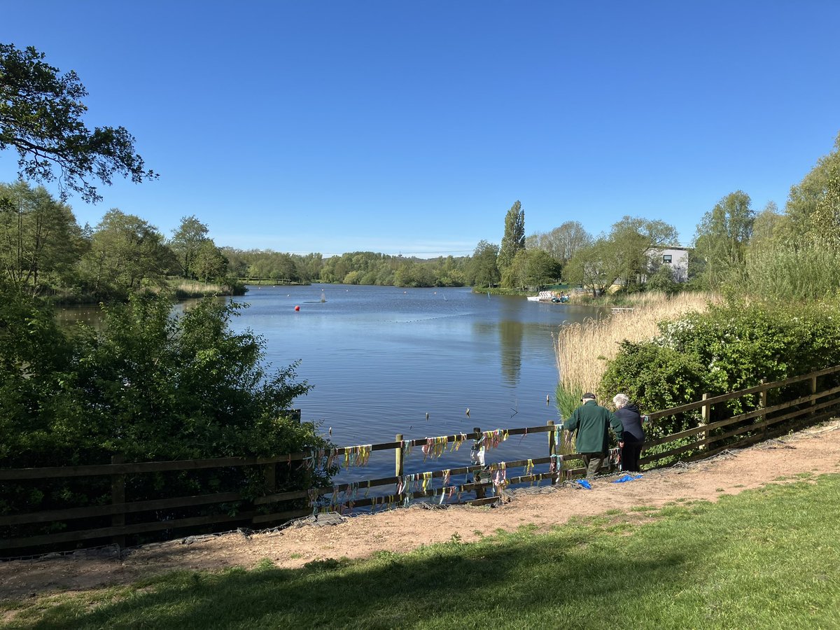 SusanEacock's tweet image. First time I’ve been to my favourite place in months &amp;amp; met my lovely friend for coffee after a walk around our stunning lake. Just look how stunning the ‘Jewell in our crown’ looks today. 

#loveit
#lovelife
#ilovemylife
#Redditch