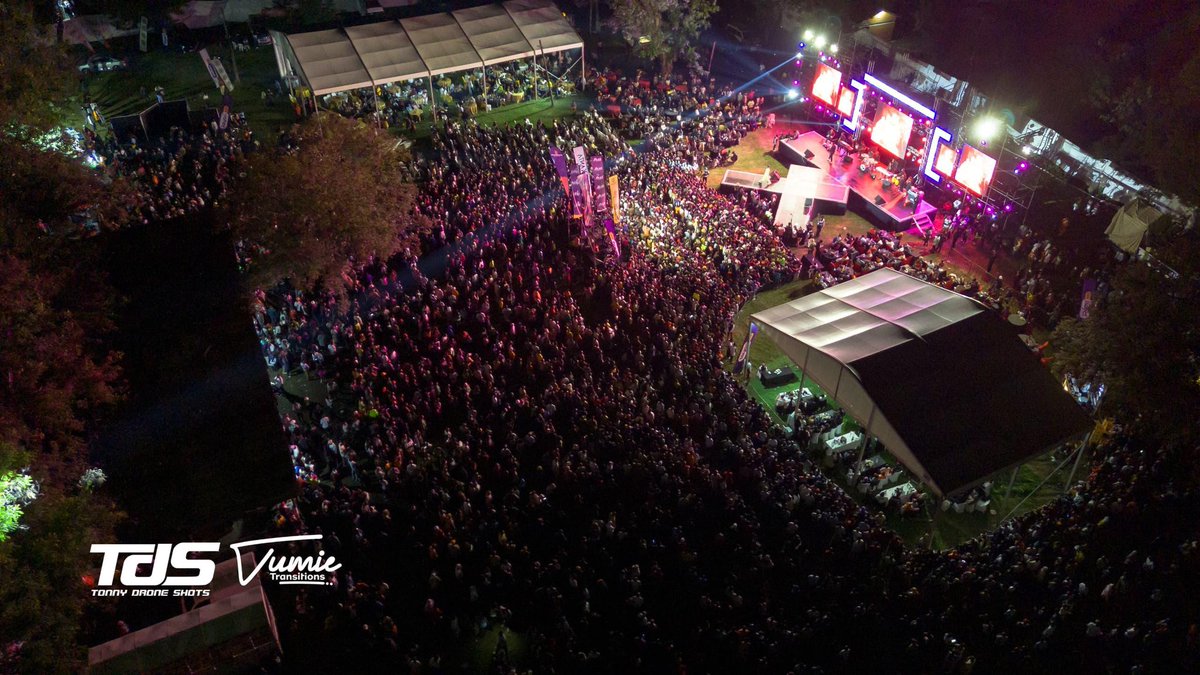 bundibugyoblogs's tweet image. #Heli Baibe Concert was a historical in Rwenzori and western region at large, peope showed up in big numbers and made it a full house, I think it will take time for some other artists to break this record, maybe let's wait on #23rd May for #Goodhope Festival at the same venue