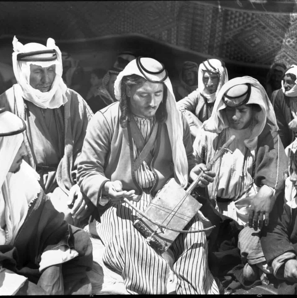 تاريخ قبائل و عشائر الكرك (هل الهيه) 📚🇯🇴 tweet media