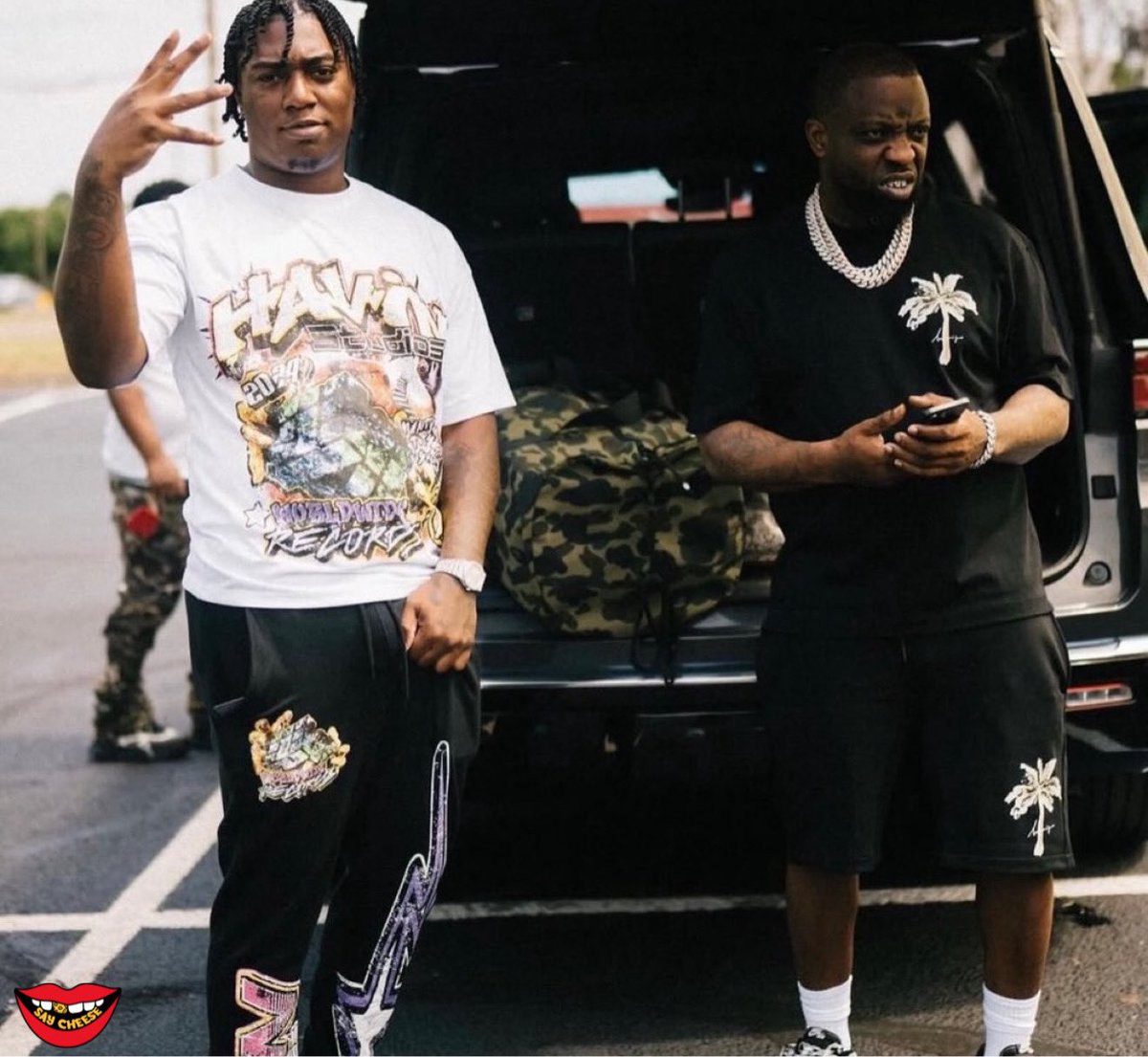 SAY CHEESE! 👄🧀 tweet media