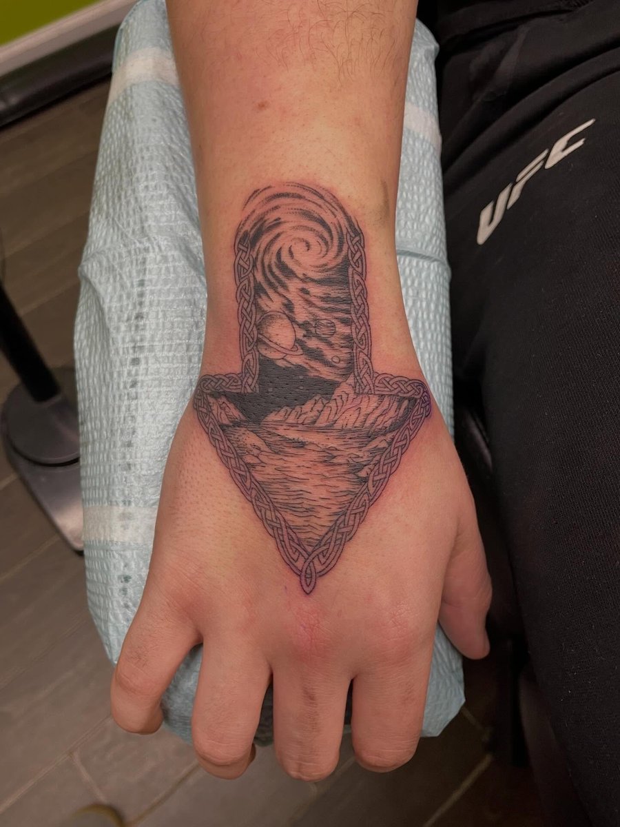 Fresh celestial arrow tattoo by Chris Curtis at 12 oz. Studios Brooklawn, NJ. #12ozstudios #tattoos