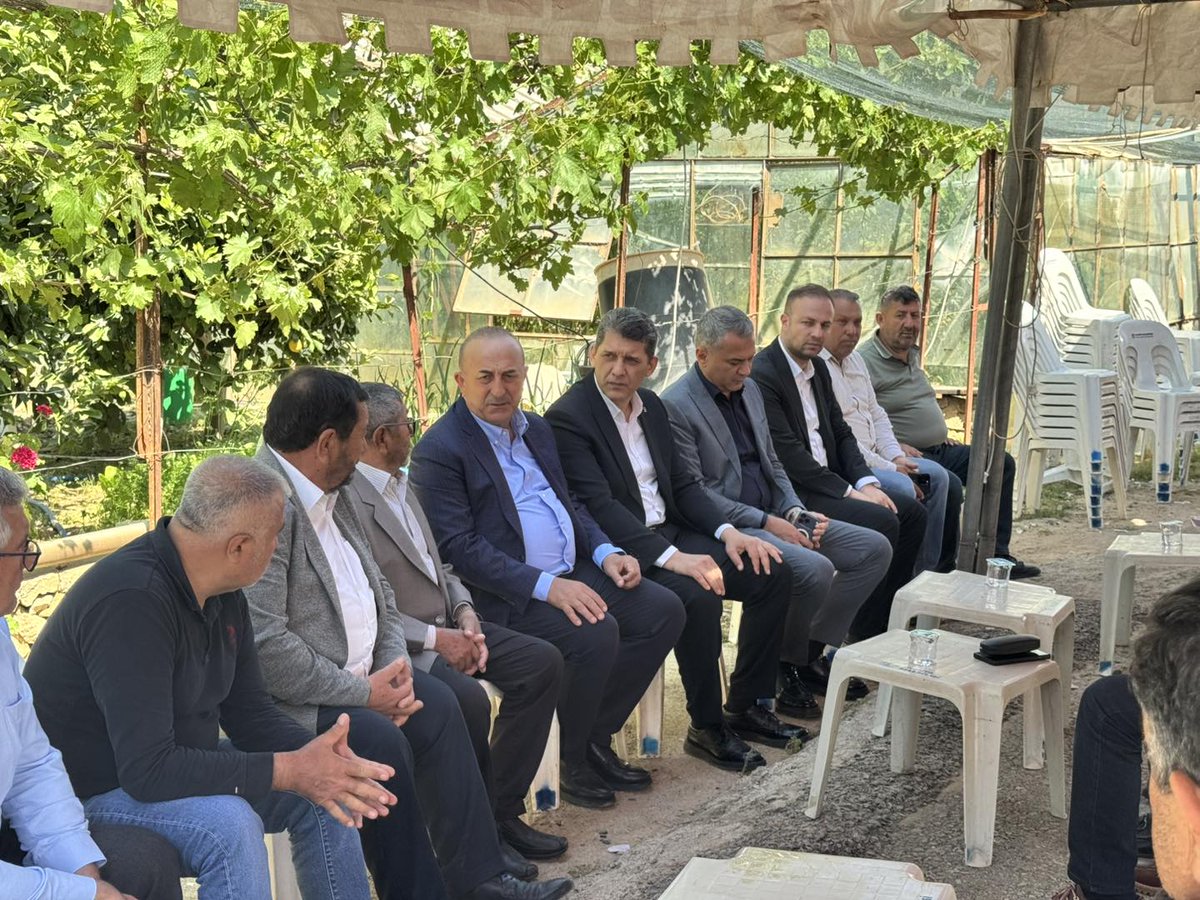 FanMevlut's tweet photo. Antalya Milletvekilimiz NATO PA Türk Delegasyonu Başkanımız Mevlüt Çavuşoğlu,Alanya'da Hasan Türktaş’ın eşi, Halci Ahmet Çavuşoğlu’nun kayınvalidesi merhume Ümmühani Türktaş ve AK Parti kurucularından Fevzi Gönüllü'nün eşi Merhume Güner teyze için taziye ziyaretlerinde bulundu https://t.co/5bFsBRjk5i