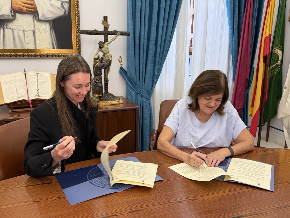 UCAM Universidad tweet media