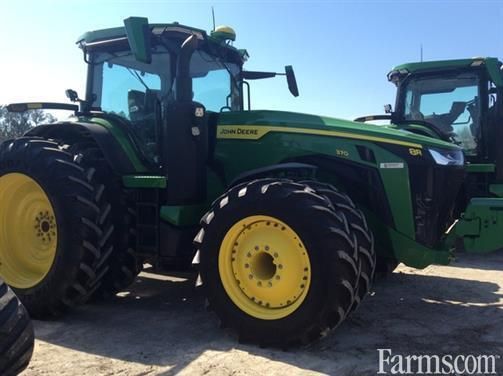 FarmsNews's tweet image. 2023 John Deere 8R 370 🔻

Guidance ready, 1000 rear PTO, dual rear tires, mid tire width, IVT transmission, MFWD front axle with suspension, and more.

usfarmer.com/tractors/john-…

#Tractors @LegacyEquipment