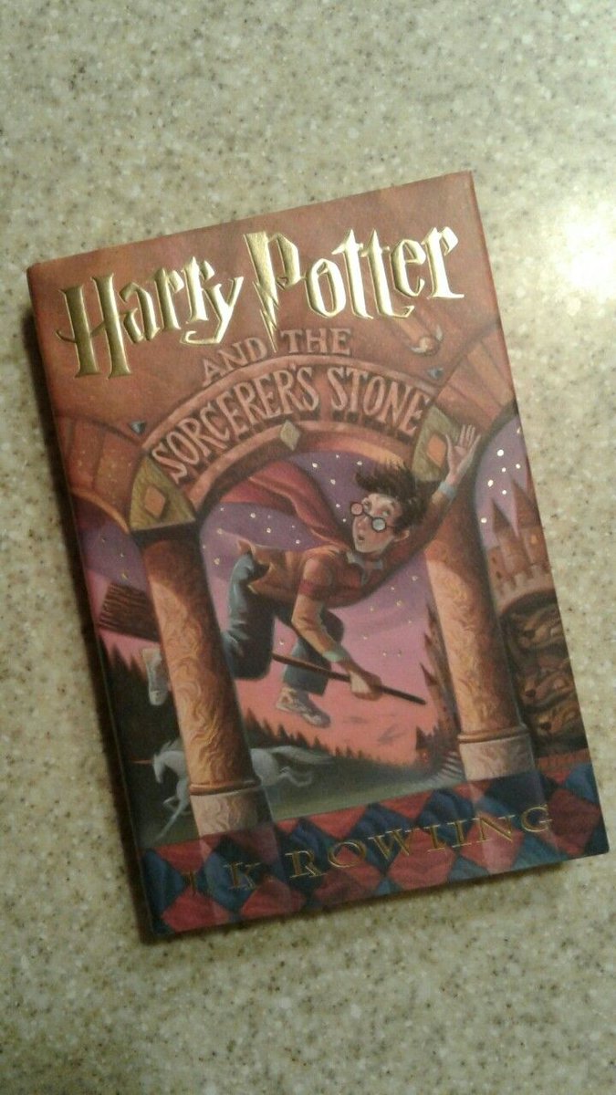 infodexx's tweet photo. Top 25 Best-Selling Books of All Time

1. 🇪🇸 Don Quixote – 500 (million copies sold)
2. 🇬🇧 A Tale of Two Cities – 200M
3. 🇬🇧 The Lord of the Rings – 150M
4. 🇫🇷 The Little Prince – 142M
5. 🇬🇧 Harry Potter and the Sorcerer’s Stone – 107M
6. 🇬🇧 And Then There Were None – 100M
7. 🇨🇳 Dream of the Red Chamber – 100M
8. 🇬🇧 The Hobbit – 100M
9. 🇬🇧 She: A History of Adventure – 100M
10. 🇬🇧 The Lion, the Witch and the Wardrobe – 85M
11. 🇺🇸 The Da Vinci Code – 80M
12. 🇺🇸 Think and Grow Rich – 70M
13. 🇬🇧 Harry Potter and the Half-Blood Prince – 65M
14. 🇺🇸 The Catcher in the Rye – 65M
15. 🇧🇷 The Alchemist – 65M
16. 🇬🇧 Harry Potter and the Chamber of Secrets – 60M
17. 🇬🇧 Harry Potter and the Prisoner of Azkaban – 55M
18. 🇬🇧 Harry Potter and the Goblet of Fire – 55M
19. 🇬🇧 Harry Potter and the Order of the Phoenix – 55M
20. 🇬🇧 Harry Potter and the Deathly Hallows – 50M
21. 🇨🇴 One Hundred Years of Solitude – 50M
22. 🇷🇺 Lolita – 50M
23. 🇨🇦 Anne of Green Gables – 50M
24. 🇺🇸 Charlotte’s Web – 50M
25. 🇬🇧 Black Beauty – 50M

Source: James Clear