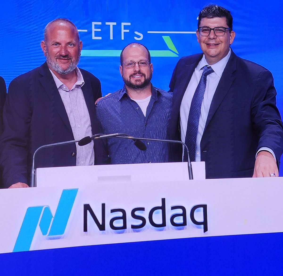 MikeSchiemer's tweet image. #ThrowbackThursday At @Nasdaq with @tidalfg titans @michael_venuto @JayPestrichelli