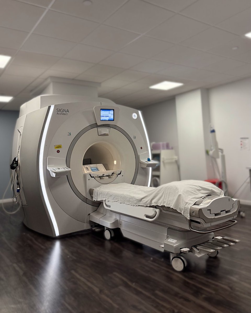 Breastlink's tweet photo. We're proud to offer Breast MRI services at Liberty Pacific Advanced Imaging Tarzana, as part of our commitment to comprehensive breast care and high-quality imaging. 

If you think Breast MRI may be right for you, speak with your physician to learn more. 💗 https://t.co/R2iElI0vA1
