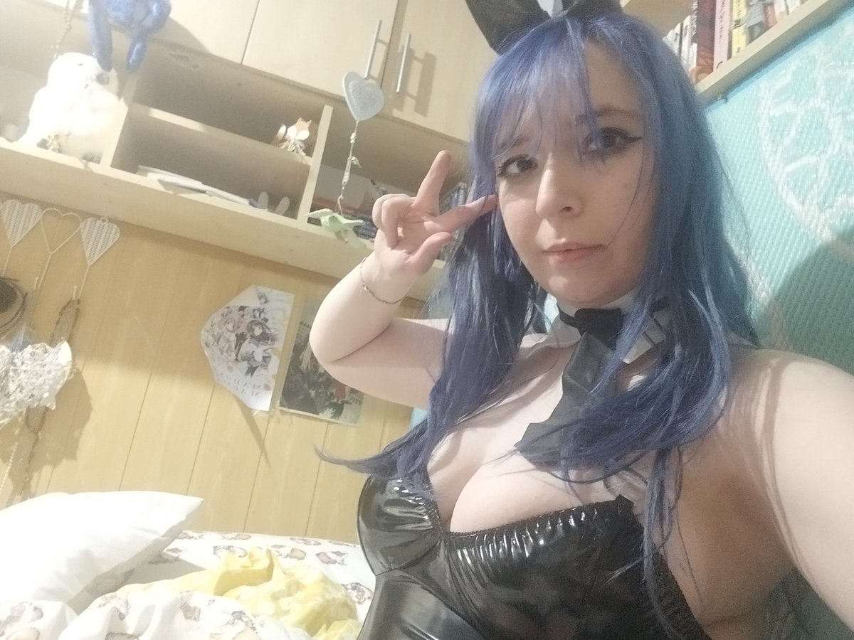 Mikopup tweet media