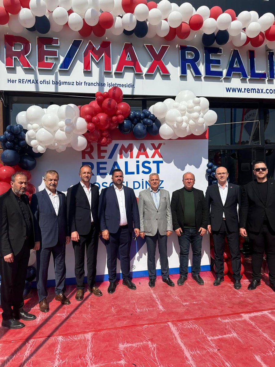 mustafatam49234's tweet image. #RE/MAX  Realist Gayrimenkul 
 İş insanları S. Serdar ŞENGÖZ ve S.Furkan CEBECİ'nin faaliyete geçirdiği,işyeri açılışına iştirak ettik.
İlçe ekonomisine katkı sağlayacak  Ofisin iş insanlarını tebrik eder,kendilerine ilçemize Hayırlı olmasını diler, Bereketli bol dileriz