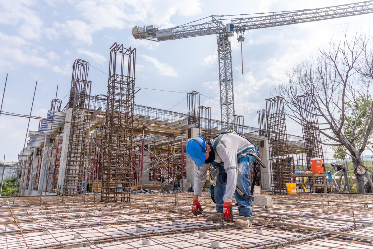 Constructora El Salvador tweet media