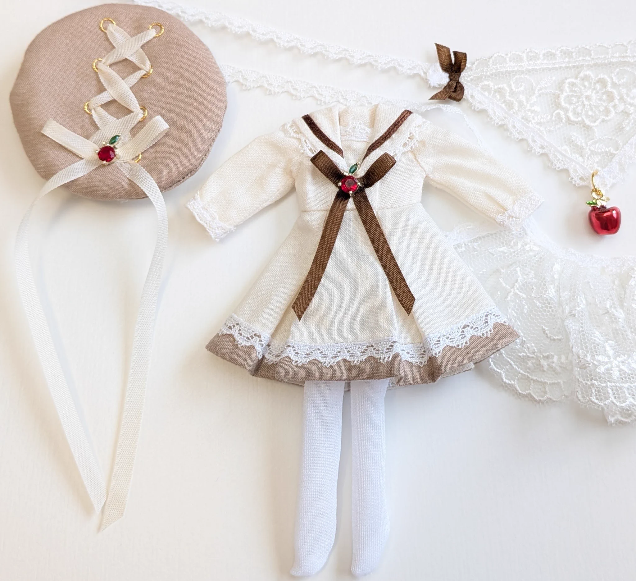 【ピコニーモP専用】レースセーラーワンピース ベイクドアップル 923 cotton flower on X: 