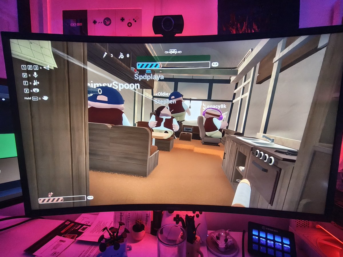 cog_e's tweet image. It only took nearly 10 hours, but we completed the first map, and boy did we have a lot of fun. 😂🤝  #squad