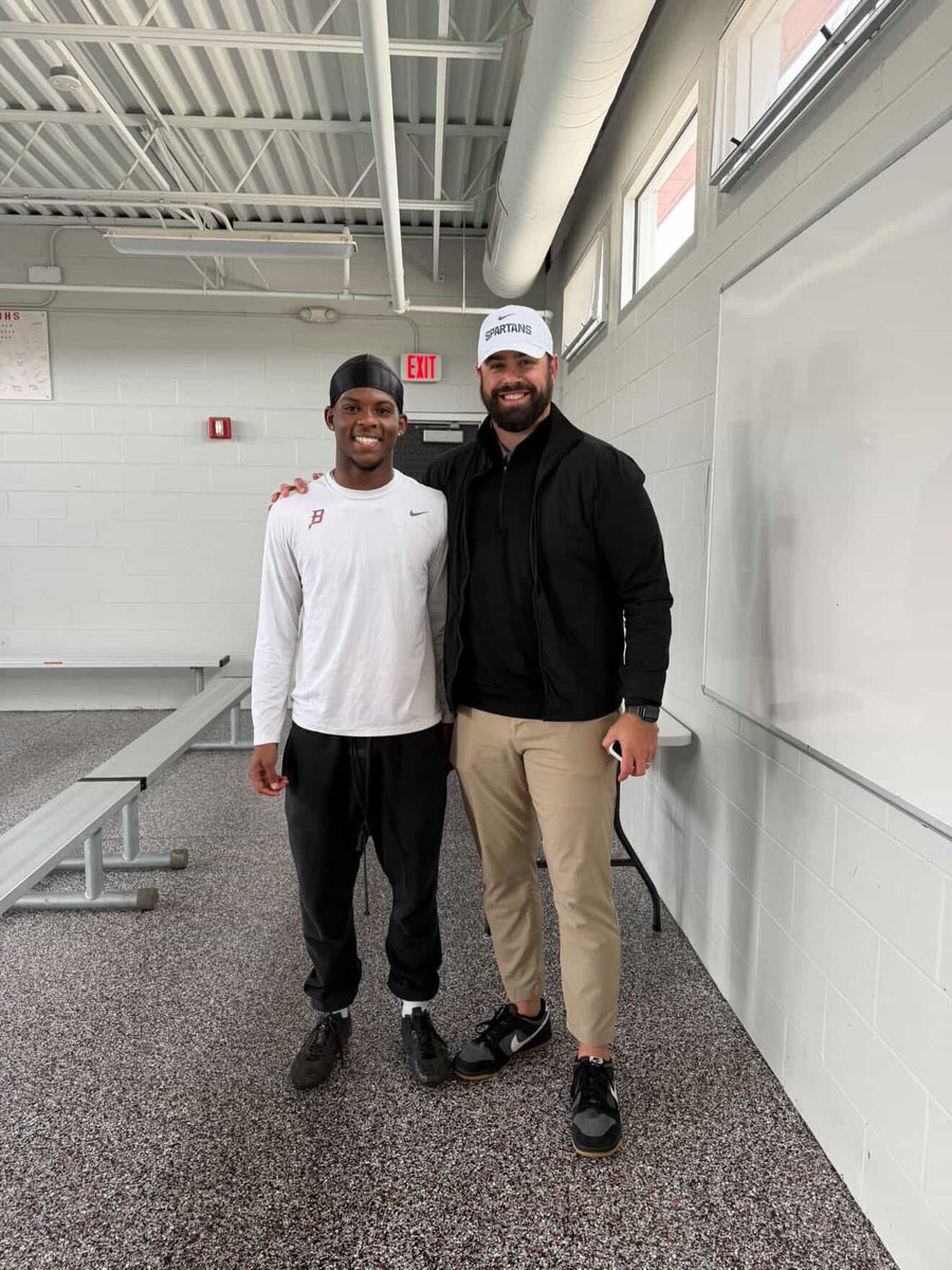 LarenzzP's tweet photo. Great workout with @MSU_Football today!! Appreciate the opportunity to compete and be coached!! @douglass_elijah @PoteatCoach @CoachWozniakTE 
@CoachSMorris https://t.co/gGI0cfAnx6