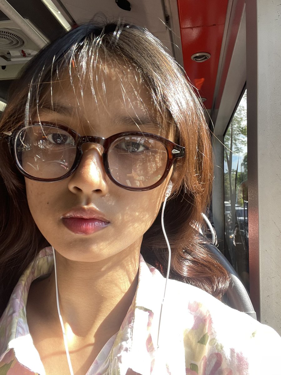 namira tweet media