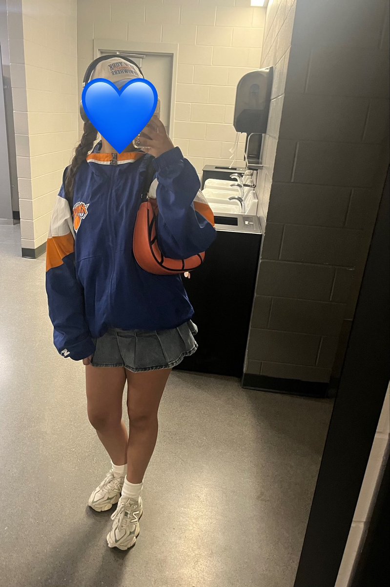 non-binary jalen brunson tweet media