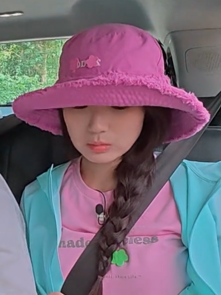 나나 tweet media