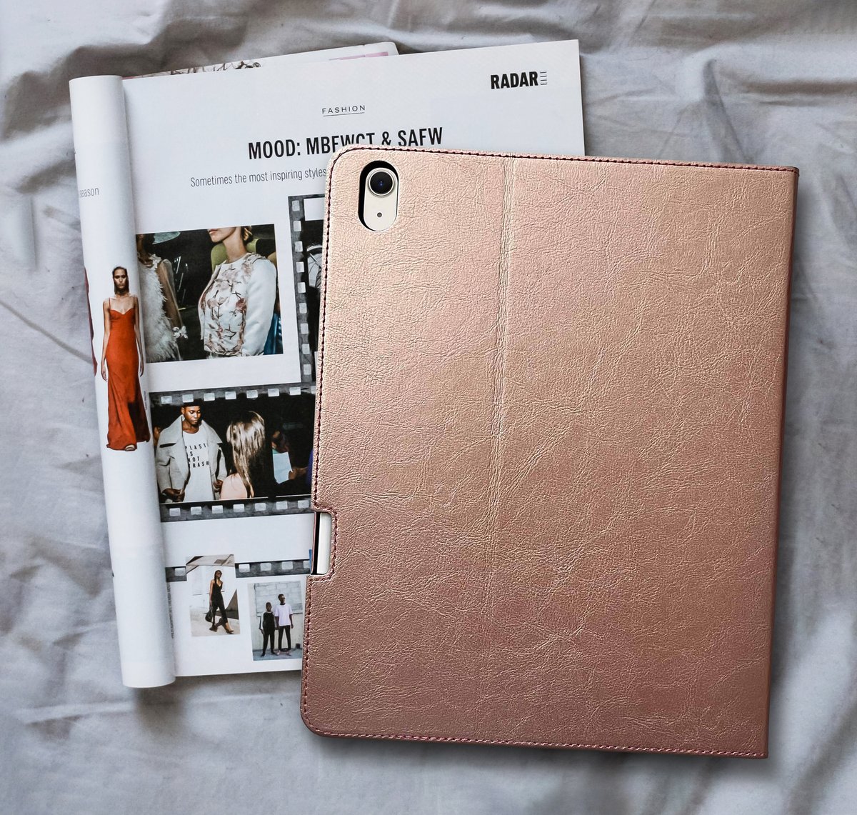 enapy_store's tweet image. ENAPY iPad Air 13 M5 &amp;amp; M4 Cases on Sale.  With Pencil Holder and Sleep/Wake. Free Shipping in the US.            
.               
etsy.com/shop/EnapyStore
.
#shopnow #musthave #buynow #leathercase #etsyireland #etsycanada #etsyeurope #etysaustralia #etsyspain #etsymexico