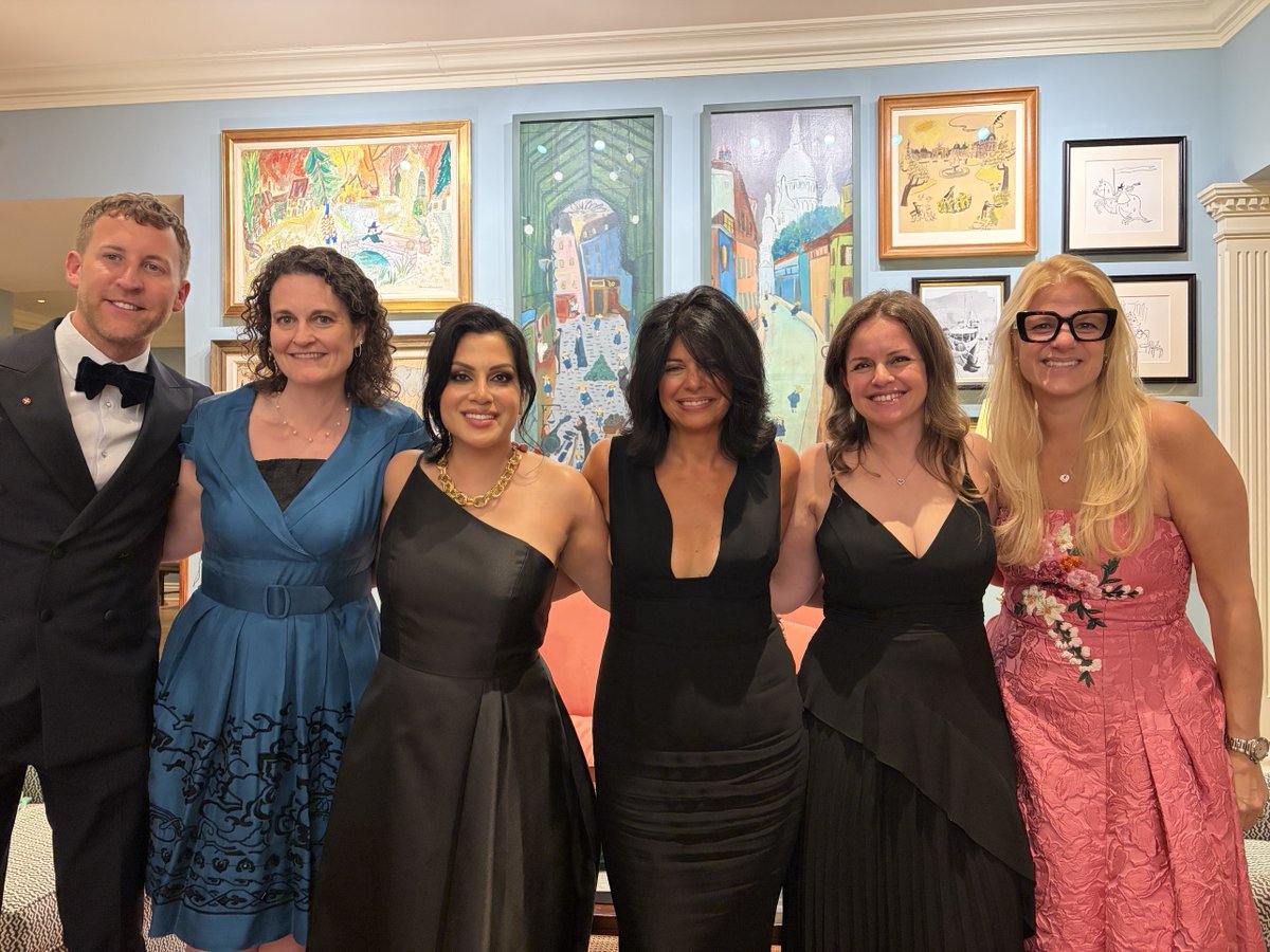 InfiniteMBC's tweet photo. Thank you to this wonderful group of oncology thought leaders, who spoke from the heart at our gala this past weekend. We are truly grateful for the continued support from each and every one of you! https://t.co/piSSwzfGyr