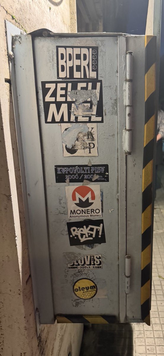 Cypherclips's tweet photo. @sebp888 @Kozik571 Pisa, Italy 😉 https://t.co/ULF9UXvfVt