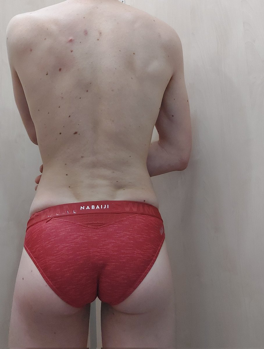 Swimmer__boy's tweet image. Pre swim fit check...I think, I like this one!

#swim #swimming #pool #speedo #speedoboy #twink #speedotwink #lycra #lycralove #swimsuit #speedolove #swimsuitlove #new #nabaiji