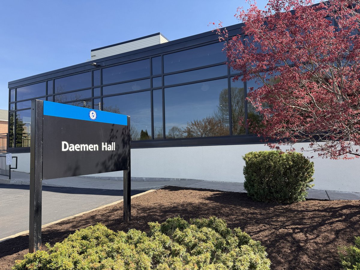 daemenuniv's tweet image. Daemen University President Gary A. Olson has announced that the institution will be undertaking a major construction project to transform Daemen Hall into the new home of the physician assistant (PA) program. #Buffalo #Rochester #Syracuse #Albany #WNY 

dae.men/3QAtebT