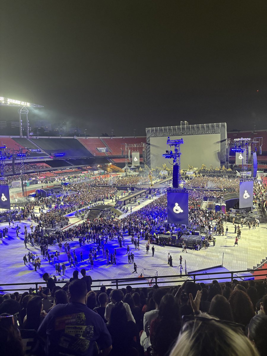 brubs ⟡ VAI VER O BTS ⟡ tweet media