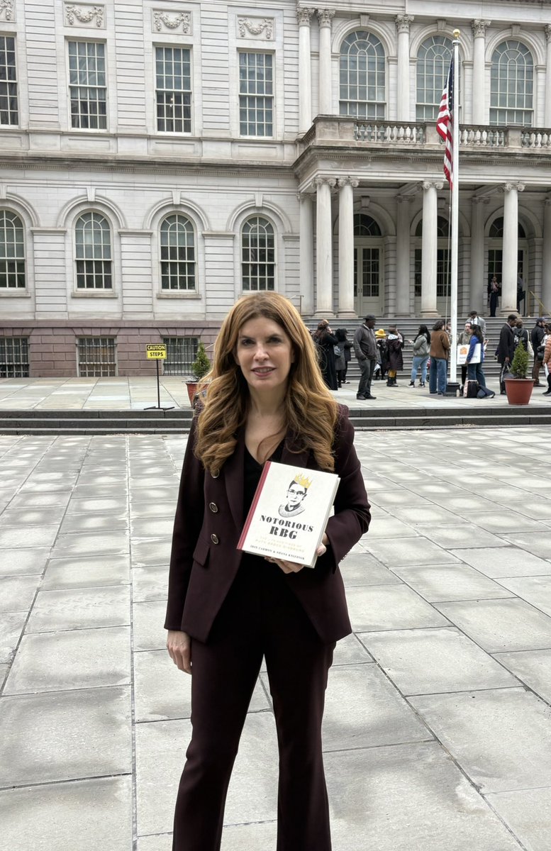 NYC Libraries tweet media