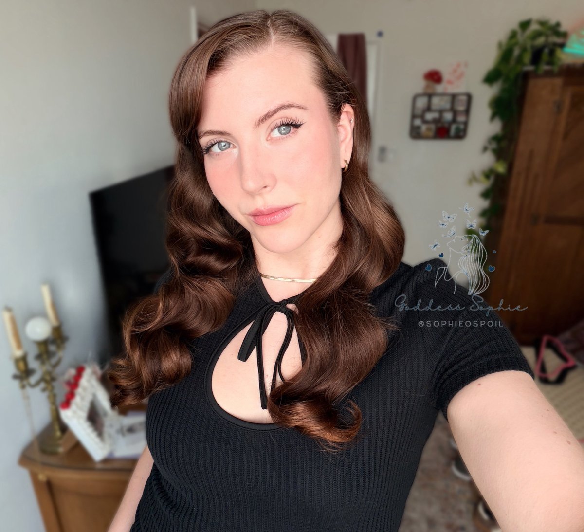 SophieOspoil's tweet photo. Just another vanilla selfie, nothing to see here https://t.co/YduHZoRLPU