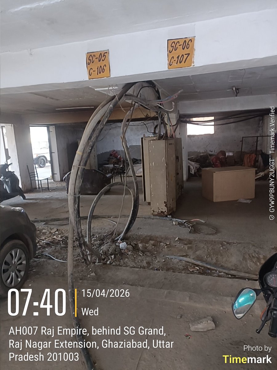 Aktyagi1087's tweet photo. @CMOfficeUP @dm_ghaziabad @gdagzb @myogiadityanath @ghaziabadpolice 

Department se request h please Aura Chimera Rajnagar extension per bhi thoda dhyan de fire NOC expired h 12 towers ki or fire equipment bhi working condition m nhi h. Same electrical safety or lifts ka hall h. https://t.co/se6MyS7Dp4