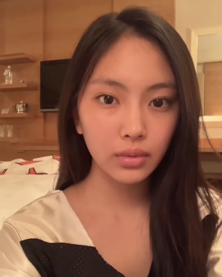 sugar baby tweet media