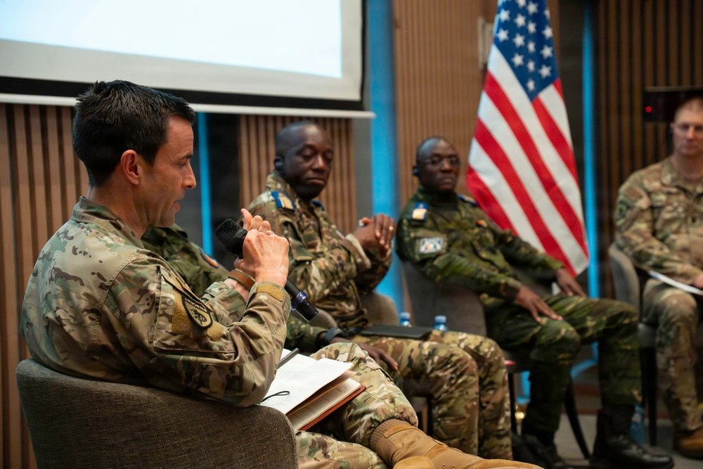 La Côte d’Ivoire accueille #Flintlock26, réunissant plus de 30 pays autour des enjeux sécuritaires.
Un focus sur l’innovation et le capital humain pour la sécurité de demain.
#CotedIvoire #Securite