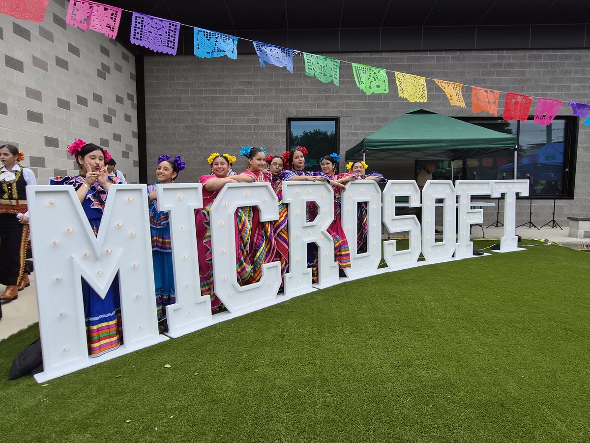SulRossDance's tweet photo. Thank you Microsoft for your invitation &amp; hospitality! @NISDRoss @NISD_FineArts @alvareznisd @BFCorazondeRoss https://t.co/Aq0PG50pXK
