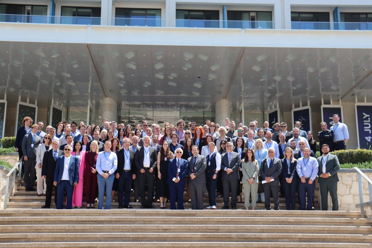 eHealthcy's tweet photo. Ολοκληρώθηκε με επιτυχία το EHDS-AI CONNECT 2026, επιβεβαιώνοντας τον καθοριστικό ρόλο της Ευρώπης στη διαμόρφωση ενός σύγχρονου, αξιόπιστου και διαλειτουργικού οικοσυστήματος δεδομένων υγείας.
Μέσα από δύο ημέρες ουσιαστικού διαλόγου, αναδείχθηκαν οι προτεραιότητες για την υλοποίηση του Ευρωπαϊκού Χώρου Δεδομένων Υγείας (EHDS), η αξιοποίηση της Τεχνητής Νοημοσύνης με όρους εμπιστοσύνης και διαφάνειας, καθώς και η ανάγκη για ενισχυμένη συνεργασία μεταξύ θεσμών, Κρατών-Μελών και φορέων υγείας.

Το συνέδριο κατέγραψε το σαφές μήνυμα ότι η μετάβαση από τη στρατηγική στην πράξη έχει ήδη ξεκινήσει.

EHDS-AI CONNECT 2026 successfully concluded, reaffirming Europe’s leading role in shaping a modern, trusted and interoperable health data ecosystem.
Over two days of high-level discussions, key priorities emerged around EHDS implementation, the trustworthy use of Artificial Intelligence, and the need for stronger collaboration between EU institutions, Member States and healthcare stakeholders.
A clear message emerged: the transition from strategy to implementation is already underway.

#cy2026eu #DigitalHealth #EHDS #EUHealthUnion #HealthData #AI #cy2026eu #DigitalHealth #EHDS #EUHealthUnion #CyprusPresidency #HealthData #AI #Conference

@_MariosNeofytou @ecan_ja | @xShare_project | @tehdas | @EUCYPRUS